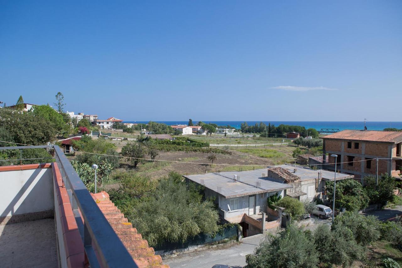 Appartamenti Giusi Con Giardino O Veranda Madonna della Catena Bagian luar foto